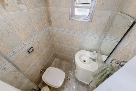 Apartamento à venda com 69m², 3 quartos e sem vaga Apartamento à venda com 69m², 3 quartos e sem vagaLavabo