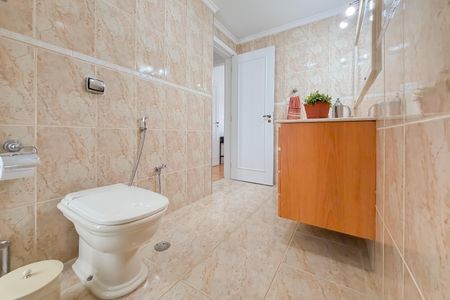 Apartamento à venda com 69m², 3 quartos e sem vaga Apartamento à venda com 69m², 3 quartos e sem vagaBanheiro Corredor