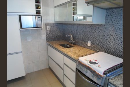 Cozinha de apartamento para alugar com 3 quartos, 98m² em Todos os Santos, Rio de Janeiro