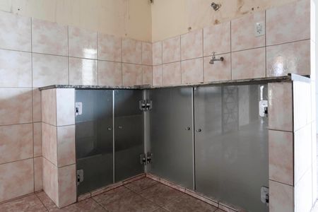 Casa à venda com 437m², 4 quartos e 11 vagasCozinha