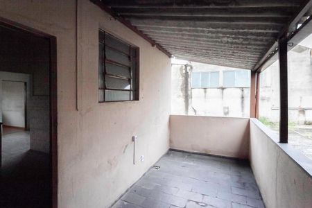 Casa à venda com 437m², 4 quartos e 11 vagasVaranda