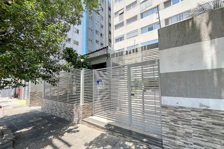 Apartamento à venda com 72m², 3 quartos e 1 vagaFachada + plaquinha