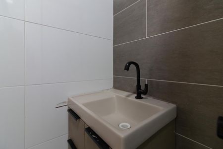 Apartamento para alugar com 42m², 2 quartos e 1 vaga Apartamento para alugar com 42m², 2 quartos e 1 vagaBanheiro