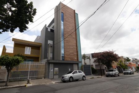 Apartamento para alugar com 42m², 2 quartos e 1 vaga Apartamento para alugar com 42m², 2 quartos e 1 vagaFachada