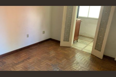 Casa à venda com 184m², 4 quartos e 1 vaga