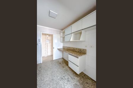 Apartamento para alugar com 84m², 3 quartos e 2 vagasCozinha
