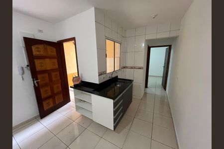 Casa de Condomínio para alugar com 1 quarto, 35m² em Jardim das Oliveiras, São Paulo