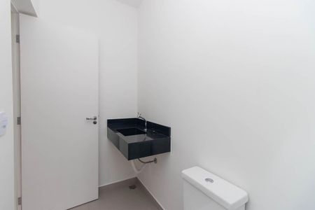 Casa à venda com 130m², 2 quartos e 2 vagasBanheiro da Suíte