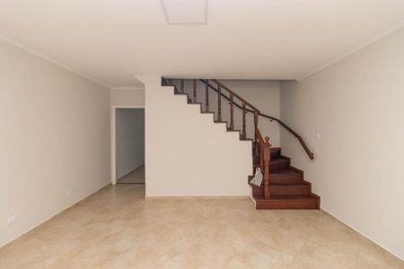 Casa à venda com 130m², 2 quartos e 2 vagasSala