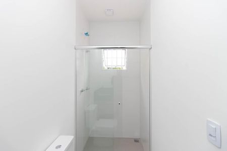 Casa à venda com 130m², 2 quartos e 2 vagasBanheiro da Suíte