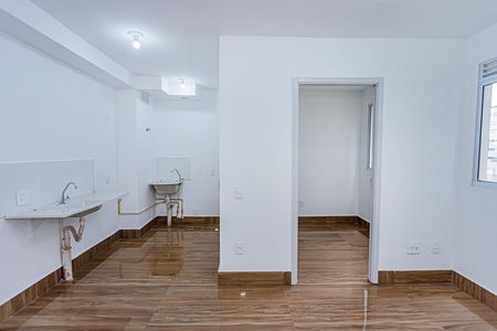 Apartamento para alugar com 36m², 2 quartos e sem vagaSala, cozinha e área de serviço