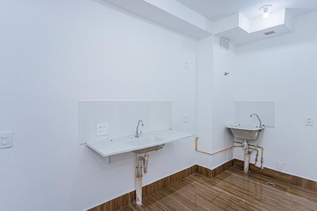 Apartamento para alugar com 36m², 2 quartos e sem vagaSala, cozinha e área de serviço