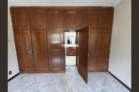 Casa à venda com 640m², 4 quartos e 5 vagas