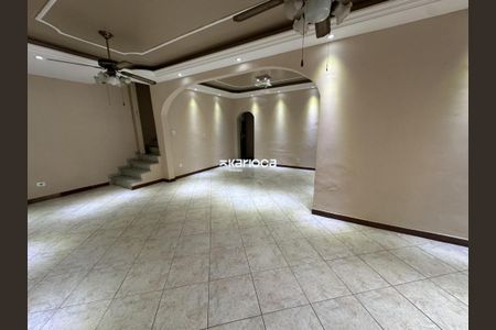 Casa à venda com 4 quartos, 640m² em Vista Alegre, Rio de Janeiro