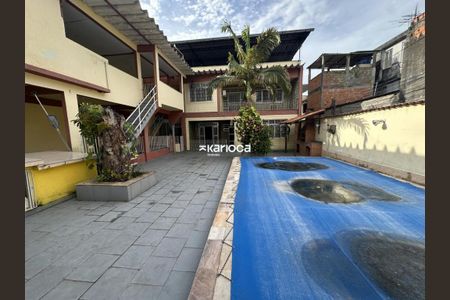 Casa à venda com 640m², 4 quartos e 5 vagas