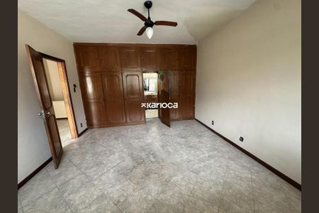 Casa à venda com 640m², 4 quartos e 5 vagas