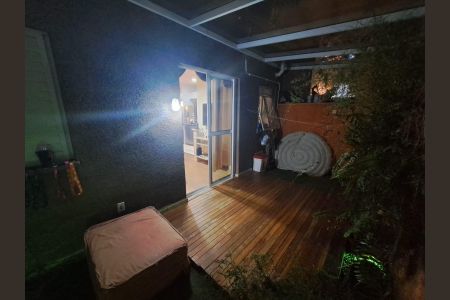 Apartamento à venda com 77m², 1 quarto e 1 vagaÁrea externa