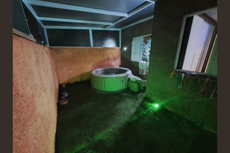 Apartamento à venda com 77m², 1 quarto e 1 vagaÁrea externa