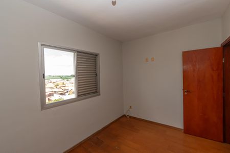 Apartamento para alugar com 86m², 3 quartos e 2 vagasQuarto 2