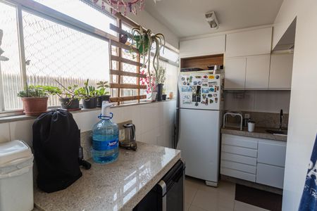 Apartamento à venda com 80m², 2 quartos e 1 vagaÁrea de Serviço