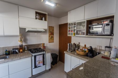 Apartamento à venda com 80m², 2 quartos e 1 vagaCozinha