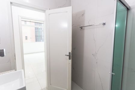 Apartamento para alugar com 100m², 3 quartos e sem vaga Apartamento para alugar com 100m², 3 quartos e sem vagaBanheiro Social