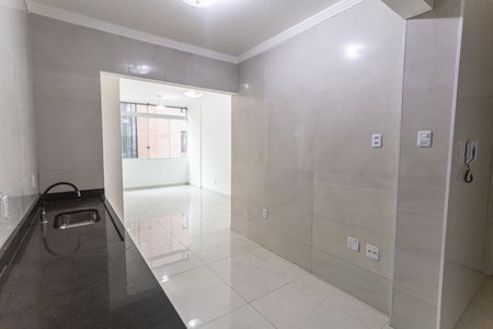 Apartamento para alugar com 100m², 3 quartos e sem vaga Apartamento para alugar com 100m², 3 quartos e sem vagaCozinha