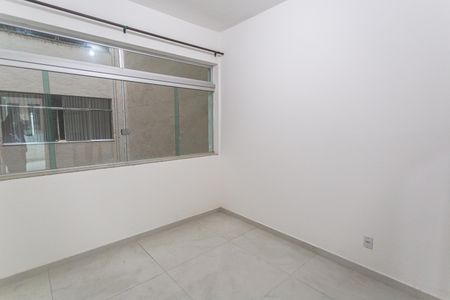 Apartamento para alugar com 100m², 3 quartos e sem vaga Apartamento para alugar com 100m², 3 quartos e sem vagaQuarto 1