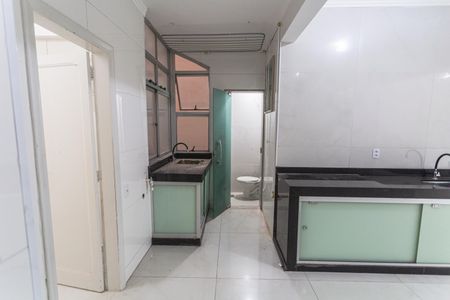 Apartamento para alugar com 100m², 3 quartos e sem vaga Apartamento para alugar com 100m², 3 quartos e sem vagaÁrea de Serviço