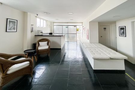 Apartamento à venda com 42m², 1 quarto e 1 vagaÁrea comum