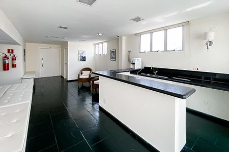 Apartamento à venda com 42m², 1 quarto e 1 vagaÁrea comum