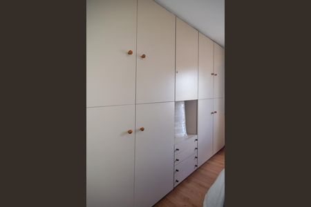 Apartamento à venda com 42m², 1 quarto e 1 vagaQuarto