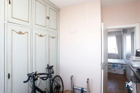 Apartamento para alugar com 161m², 3 quartos e 1 vagaQuarto 3 Closet