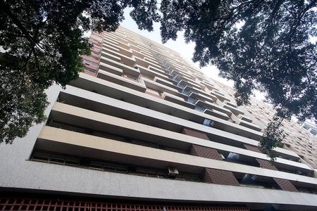 Apartamento para alugar com 161m², 3 quartos e 1 vagaFachada