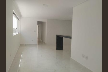 Apartamento à venda com 3 quartos, 150m² em Barreiro, Belo Horizonte