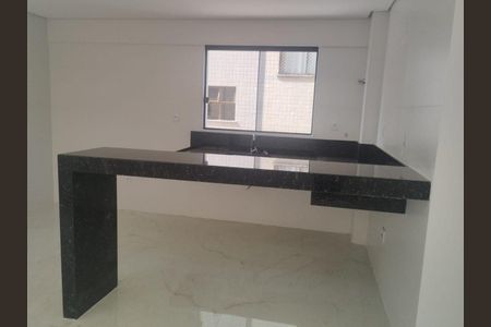 Apartamento à venda com 3 quartos, 150m² em Barreiro, Belo Horizonte