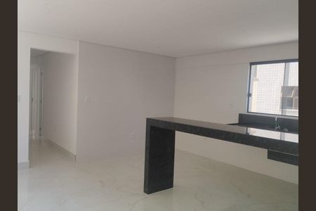 Apartamento à venda com 3 quartos, 150m² em Barreiro, Belo Horizonte