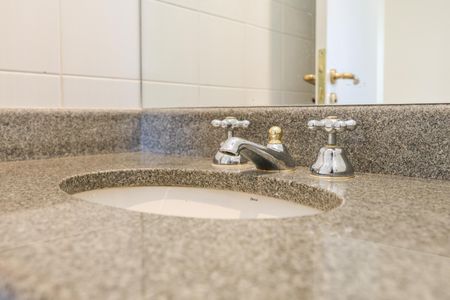 Apartamento à venda com 365m², 5 quartos e 5 vagasBanheiro da Suíte 3