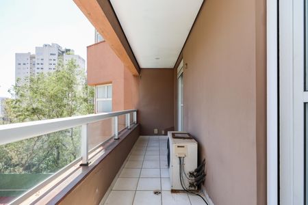 Apartamento à venda com 365m², 5 quartos e 5 vagasSuíte 2