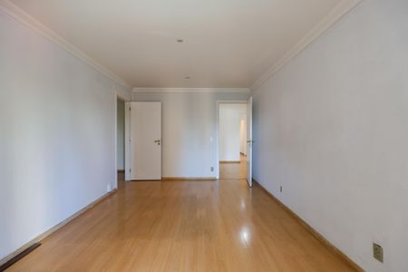 Apartamento à venda com 365m², 5 quartos e 5 vagasSuíte 1