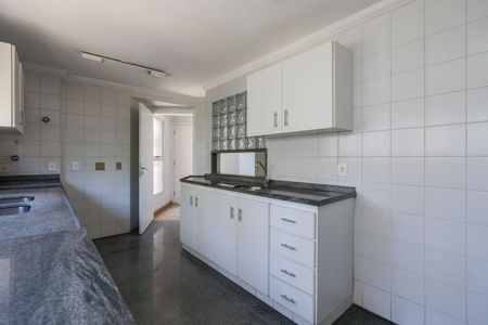 Apartamento à venda com 365m², 5 quartos e 5 vagasCozinha