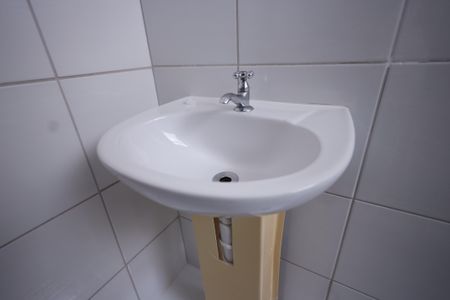 Apartamento para alugar com 51m², 2 quartos e sem vagaBanheiro