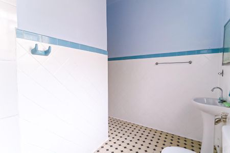 Casa de condomínio à venda com 100m², 3 quartos e 1 vagaBanheiro