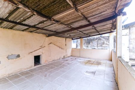 Casa de condomínio à venda com 100m², 3 quartos e 1 vagaTerraço