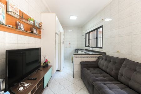 Casa à venda com 95m², 2 quartos e 2 vagasSala 