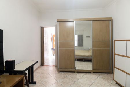 Quarto  de casa à venda com 2 quartos, 95m² em Vila Carrão, São Paulo
