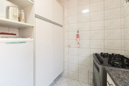 Casa à venda com 95m², 2 quartos e 2 vagasCozinha 
