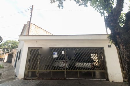 Casa à venda com 95m², 2 quartos e 2 vagasFachada 