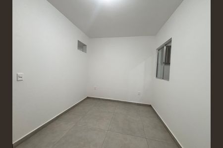 Quarto  de casa para alugar com 1 quarto, 60m² em Engenho de Dentro, Rio de Janeiro