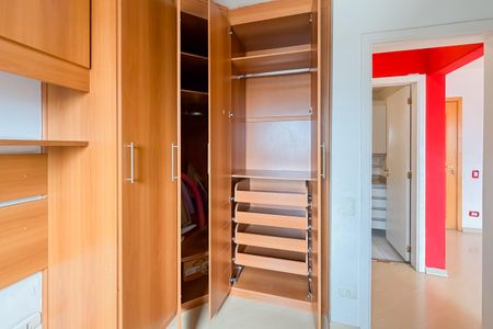 Apartamento à venda com 45m², 1 quarto e 2 vagasQuarto - Armários